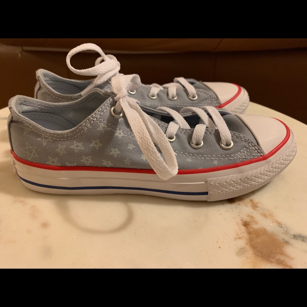 Light blue starred converse